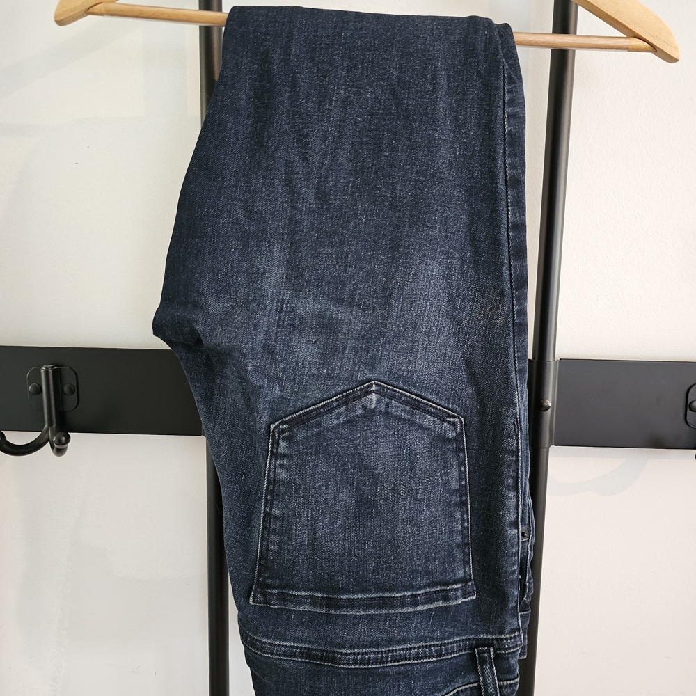 Old Navy Women's Skinny Jeans in Dark Indigo